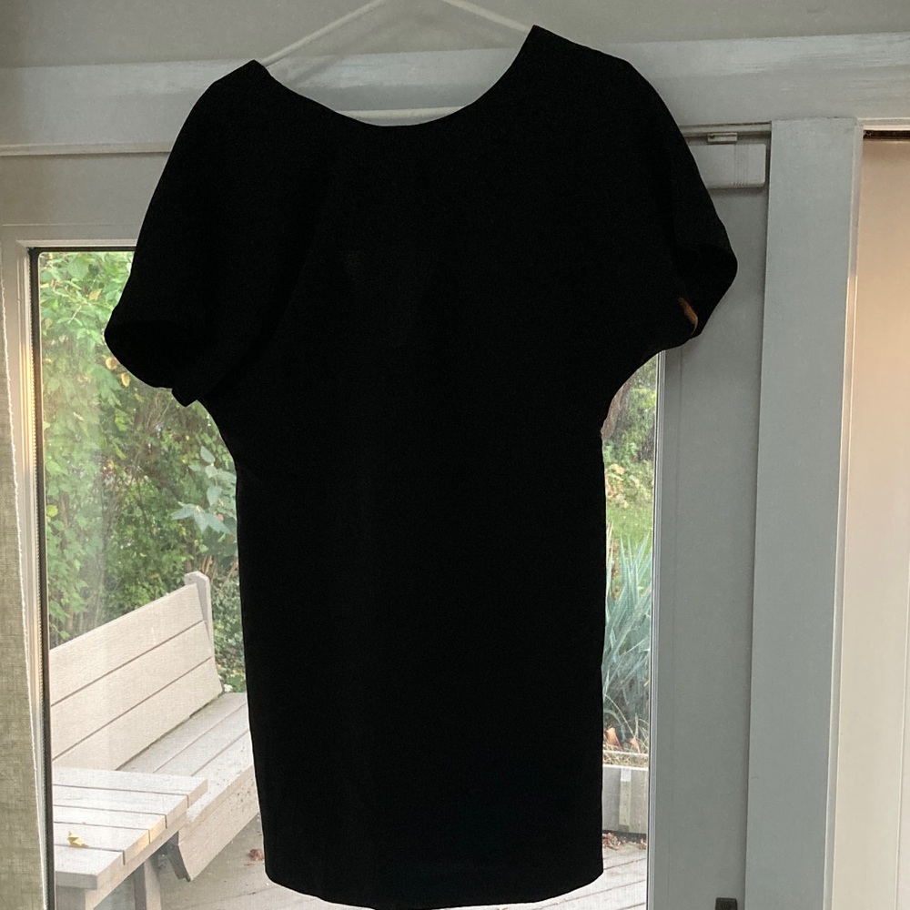 IRO Elegant Black Apparel